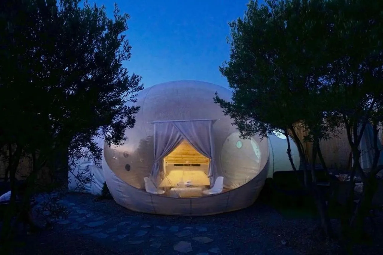 Bubble Tents 네아 모우다니아 그리스